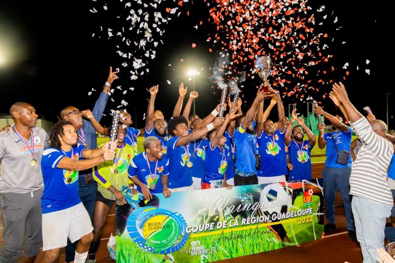 Coupe Région Guadeloupe 2022, finale : Amical - S. Scolaire 4-2 aux TAB (1-1)